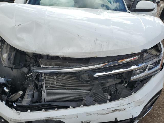 1V2PE2CA0MC240409 - 2021 VOLKSWAGEN ATLAS CROS SE Белый фото 12