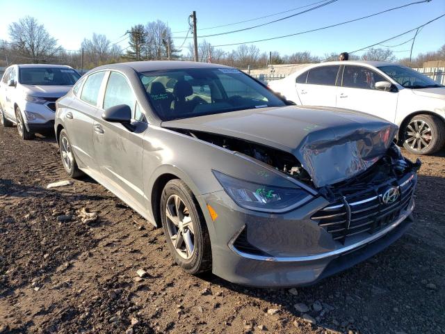 5NPEG4JA0NH137787 - 2022 HYUNDAI SONATA SE GRAY photo 4