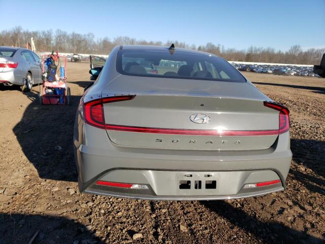 5NPEG4JA0NH137787 - 2022 HYUNDAI SONATA SE GRAY photo 6