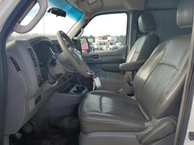 1N6BF0KM2CN112150 - 2012 NISSAN NV 1500 WHITE photo 7