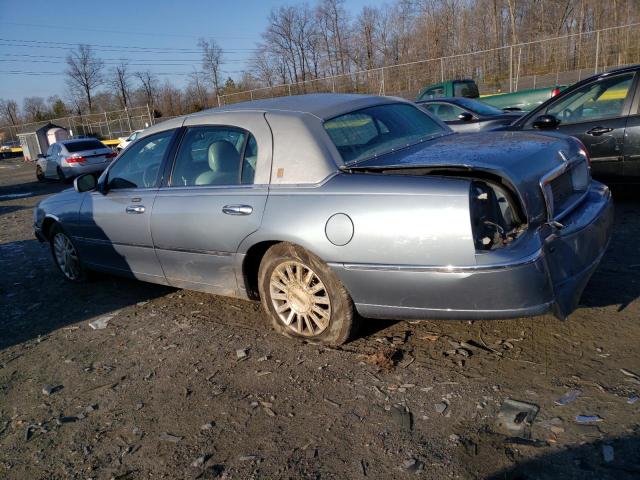 1LNHM81W04Y687315 - 2004 LINCOLN TOWN CAR EXECUTIVE BLUE photo 2