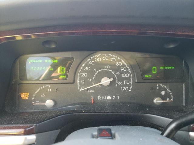 1LNHM81W04Y687315 - 2004 LINCOLN TOWN CAR EXECUTIVE BLUE photo 9