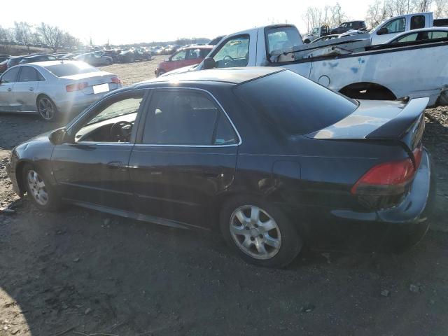 1HGCG65551A011394 - 2001 HONDA ACCORD LX BLACK photo 2