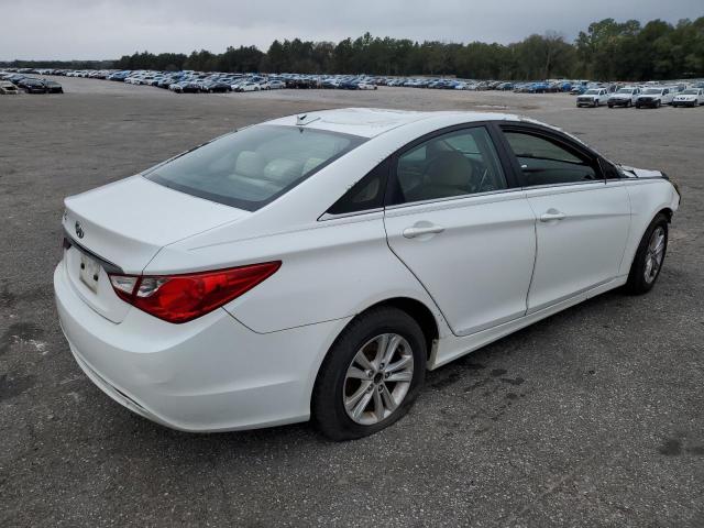 5NPEB4AC9BH140540 - 2011 HYUNDAI SONATA GLS WHITE photo 3