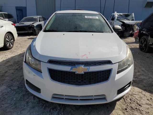 1G1PA5SH2D7246677 - 2013 CHEVROLET CRUZE LS WHITE photo 5