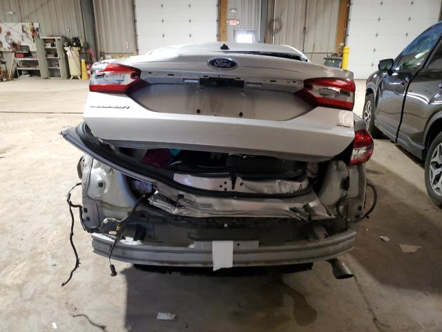 3FA6P0H74JR178623 - 2018 FORD FUSION SE SILVER photo 6