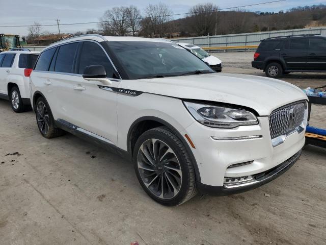 5LM5J7XC7LGL20514 - 2020 LINCOLN AVIATOR RESERVE WHITE photo 4