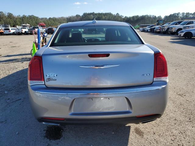 2C3CCAAGXFH796481 - 2015 CHRYSLER 300 LIMITED SILVER photo 6