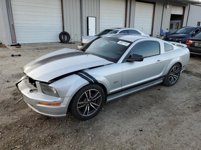 1ZVFT82H655132643 - 2005 FORD MUSTANG GT SILVER photo 1