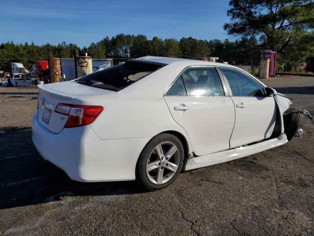 4T1BF1FK9CU558783 - 2012 TOYOTA CAMRY BASE WHITE photo 3