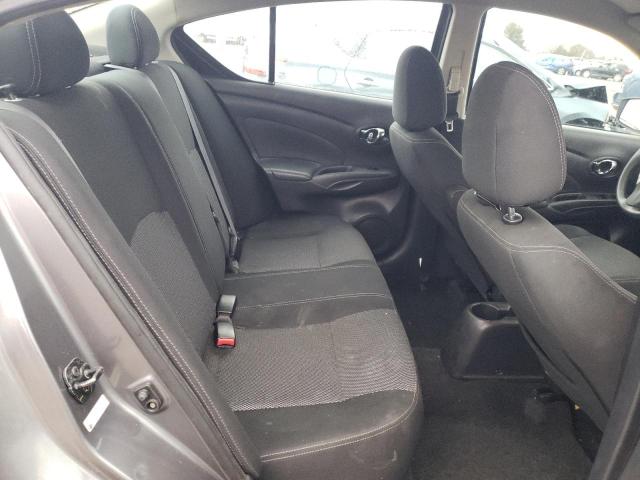 3N1CN7AP0KL844681 - 2019 NISSAN VERSA S GRAY photo 10