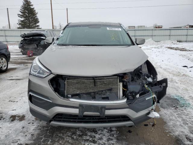 5XYZTDLB0JG564729 - 2018 HYUNDAI SANTA FE S GRAY photo 5