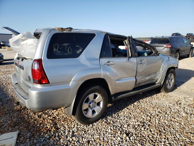 JTEZU14R078066369 - 2007 TOYOTA 4RUNNER SR5 SILVER photo 3