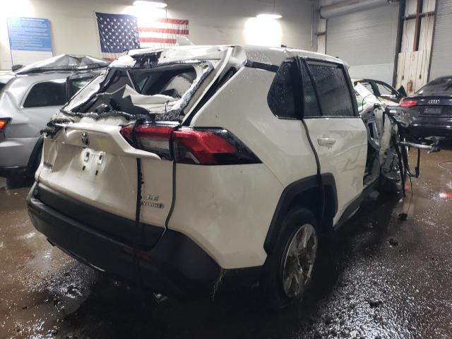 JTMLWRFV9KD008435 - 2019 TOYOTA RAV4 LE WHITE photo 3