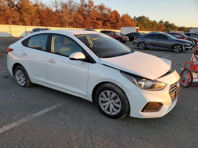 3KPC24A6XME143892 - 2021 HYUNDAI ACCENT SE WHITE photo 4