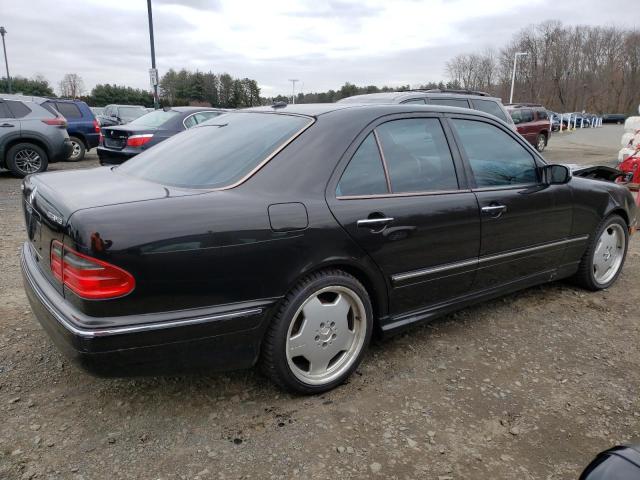 WDBJF74J3YB030848 - 2000 MERCEDES-BENZ E 55 AMG BLACK photo 3