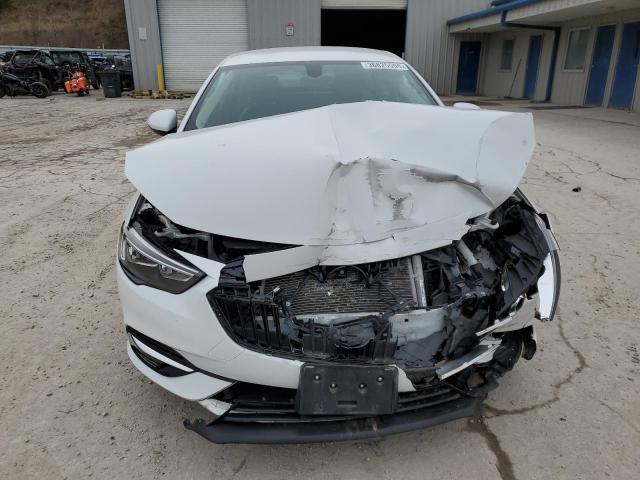 W04GP6SX5J1109471 - 2018 BUICK REGAL ESSENCE WHITE photo 5