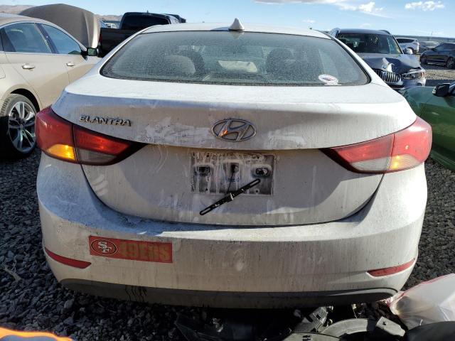 5NPDH4AE0GH698831 - 2016 HYUNDAI ELANTRA SE WHITE photo 6