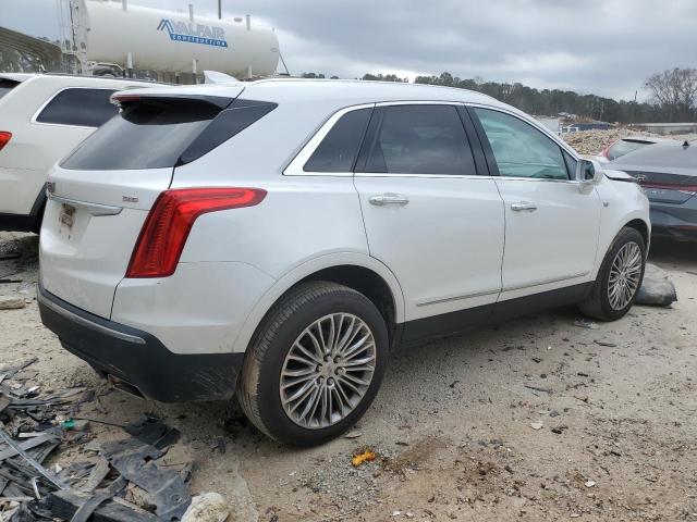 1GYKNBRS0HZ137127 - 2017 CADILLAC XT5 LUXURY WHITE photo 3