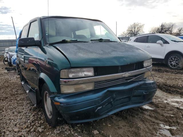 1GBDM19W7WB104814 - 1998 CHEVROLET ASTRO GREEN photo 4