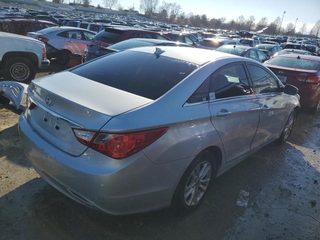 5NPEB4AC9DH655489 - 2013 HYUNDAI SONATA GLS SILVER photo 3