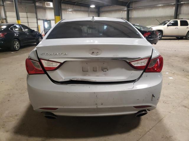 5NPEC4AC6BH153940 - 2011 HYUNDAI SONATA SE SILVER photo 6