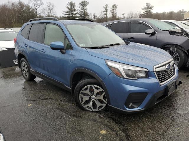 JF2SKAJC4MH583019 - 2021 SUBARU FORESTER PREMIUM BLUE photo 4