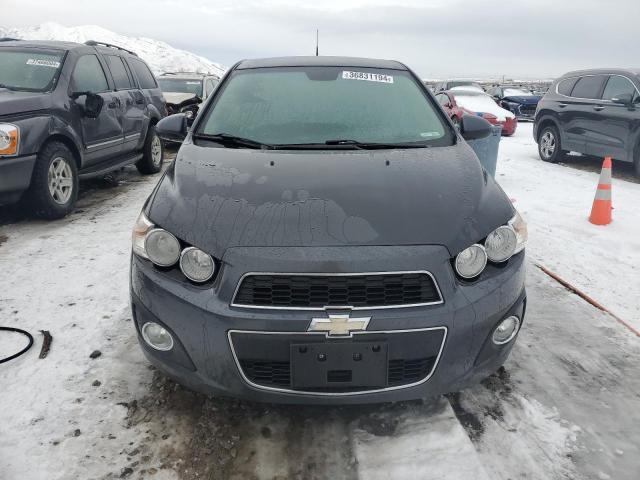 1G1JE5SB6C4216930 - 2012 CHEVROLET SONIC LTZ CHARCOAL photo 5