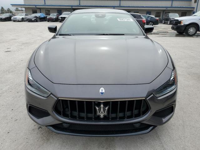 ZAM57YSM4N1380893 - 2022 MASERATI GHIBLI MODENA GRAY photo 5