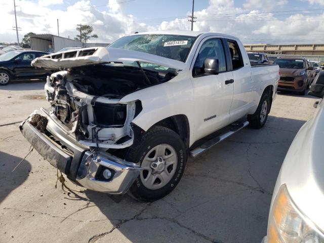 5TFRM5F15JX127280 - 2018 TOYOTA TUNDRA DOUBLE CAB SR/SR5 WHITE photo 1