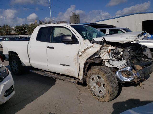 5TFRM5F15JX127280 - 2018 TOYOTA TUNDRA DOUBLE CAB SR/SR5 WHITE photo 4