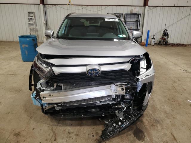 4T3RWRFV7NU074502 - 2022 TOYOTA RAV4 XLE SILVER photo 5