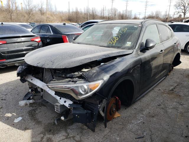 ZASFAKPN8J7B91462 - 2018 ALFA ROMEO STELVIO SPORT Schwarz Foto 1