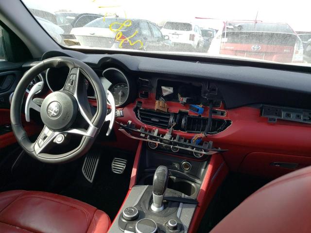 ZASFAKPN8J7B91462 - 2018 ALFA ROMEO STELVIO SPORT Schwarz Foto 8