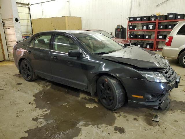 3FAHP0HG5AR243262 - 2010 FORD FUSION SE BLACK photo 4