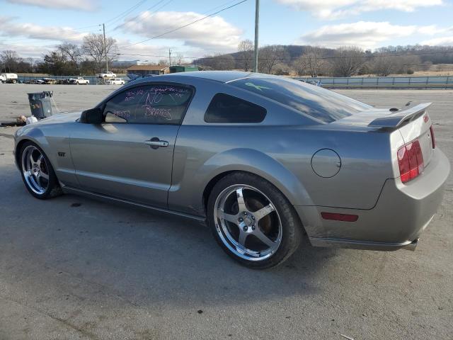 1ZVFT80N455147392 - 2005 FORD MUSTANG SILVER photo 2