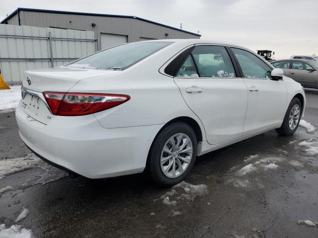 4T1BF1FK0GU514239 - 2016 TOYOTA CAMRY LE WHITE photo 3