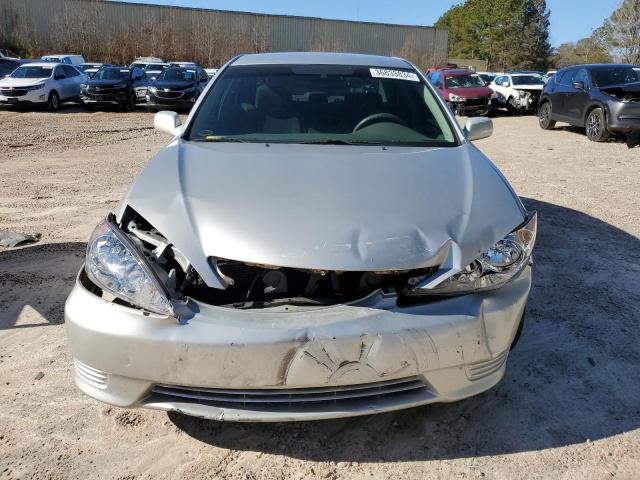 4T1BE32KX5U952249 - 2005 TOYOTA CAMRY LE SILVER photo 5