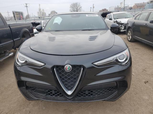 ZASFAKEV6J7C09718 - 2018 ALFA ROMEO STELVIO QUADRIFOGLIO BLACK photo 5