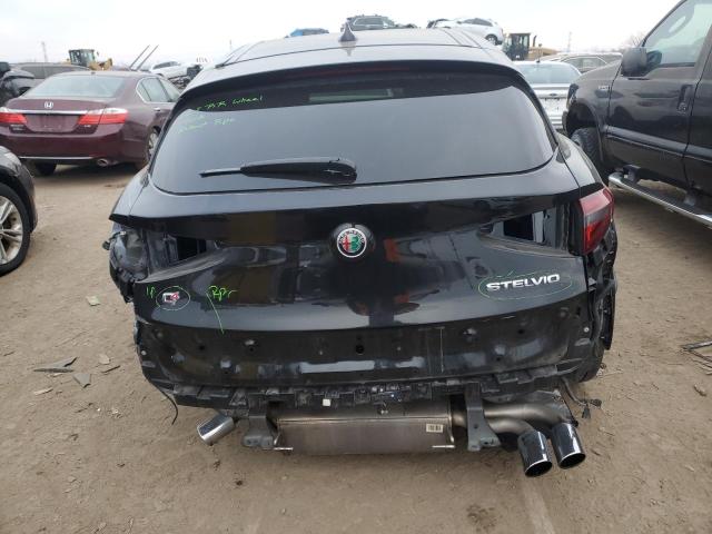 ZASFAKEV6J7C09718 - 2018 ALFA ROMEO STELVIO QUADRIFOGLIO BLACK photo 6