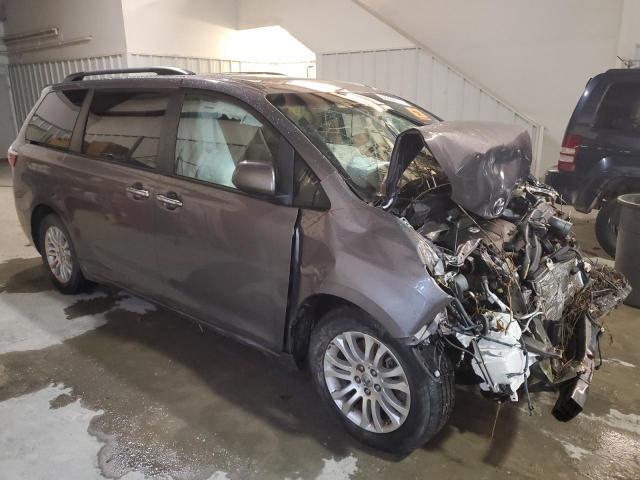 5TDYZ3DC9HS804885 - 2017 TOYOTA SIENNA XLE GRAY photo 4