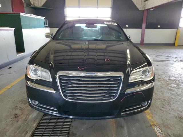 2C3CCAET1DH698928 - 2013 CHRYSLER 300C BLACK photo 5