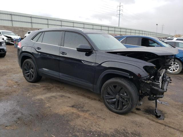 1V2HE2CA4NC224168 - 2022 VOLKSWAGEN ATLAS CROS SE Черный фото 4