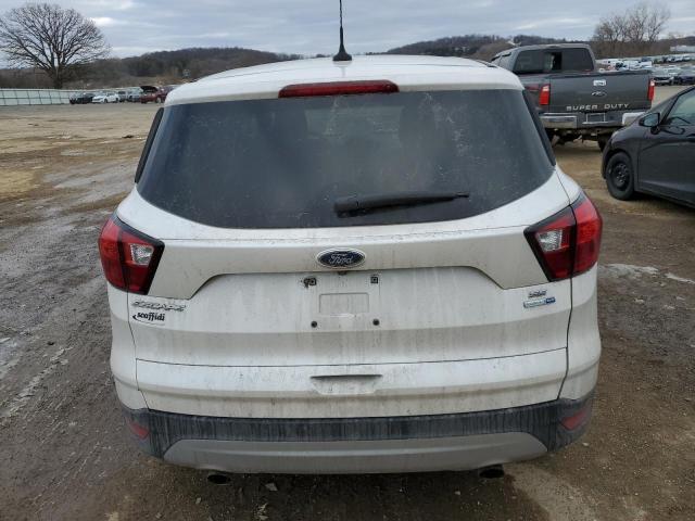 1FMCU9GD6KUB03980 - 2019 FORD ESCAPE SE WHITE photo 6