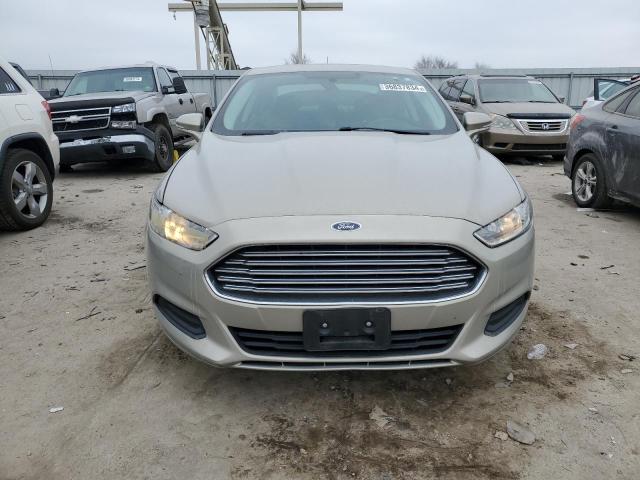 3FA6P0H74FR224541 - 2015 FORD FUSION SE GOLD photo 5