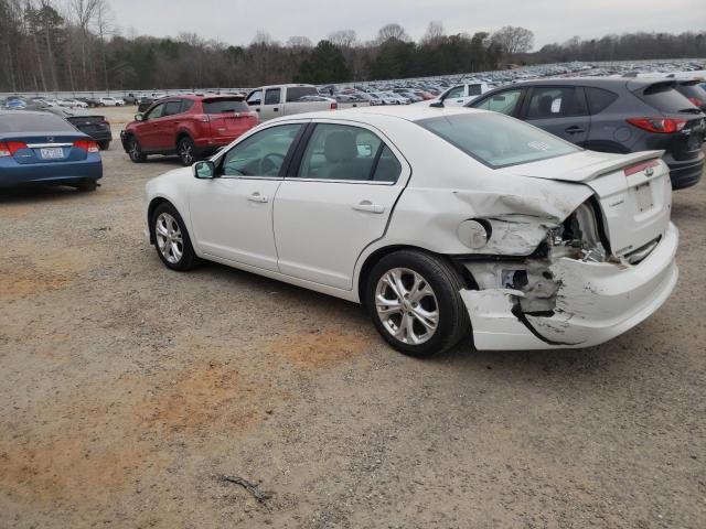 3FAHP0HA8CR429960 - 2012 FORD FUSION SE WHITE photo 2