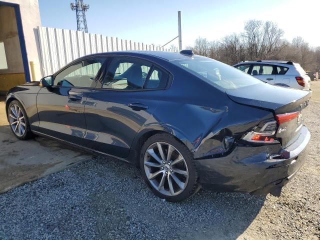 7JR102FK7KG004177 - 2019 VOLVO S60 T5 MOMENTUM BLUE photo 2