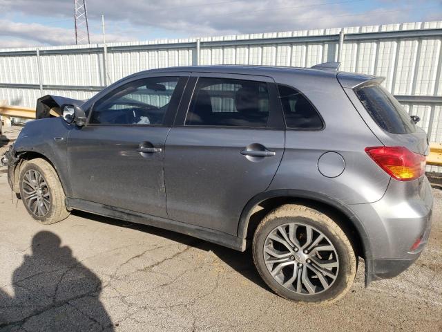 JA4AP3AU5JU022423 - 2018 MITSUBISHI OUTLANDER ES GRAY photo 2