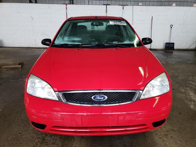 1FAHP34N17W260605 - 2007 FORD FOCUS ZX4 RED photo 5