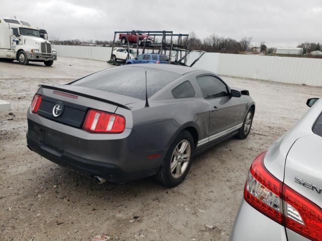 1ZVBP8AM5C5277946 - 2012 FORD MUSTANG 2D GRAY photo 3